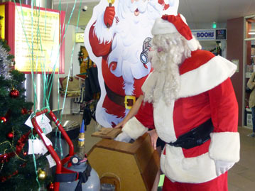 Christmas Shopping Competition